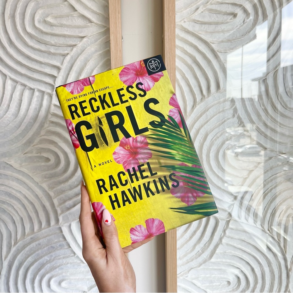 Reckless Girl - Book by Rachel Hawkins - Picture 1 of 5